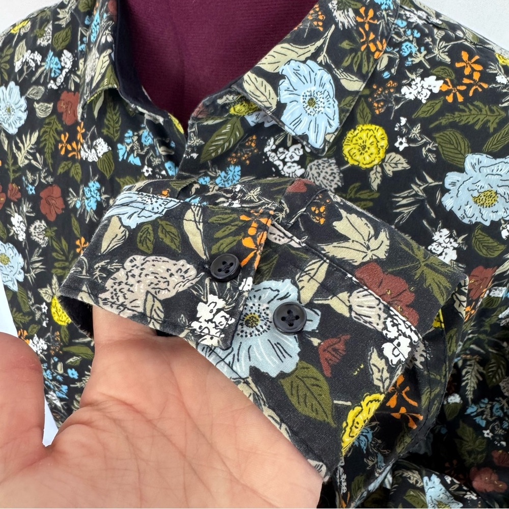 H&M Floral Print Button-Down Shirt Mens XL Slim Fit Black Botanical Long Sleeve - Picture 4 of 6
